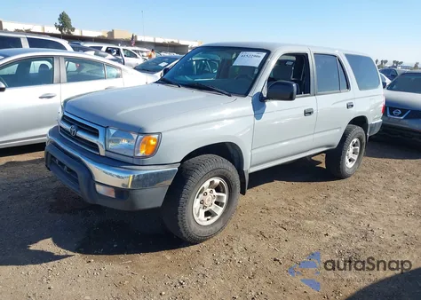 2000 Toyota 4Runner from USA, damaged, VIN JT3GM84R1Y0057382